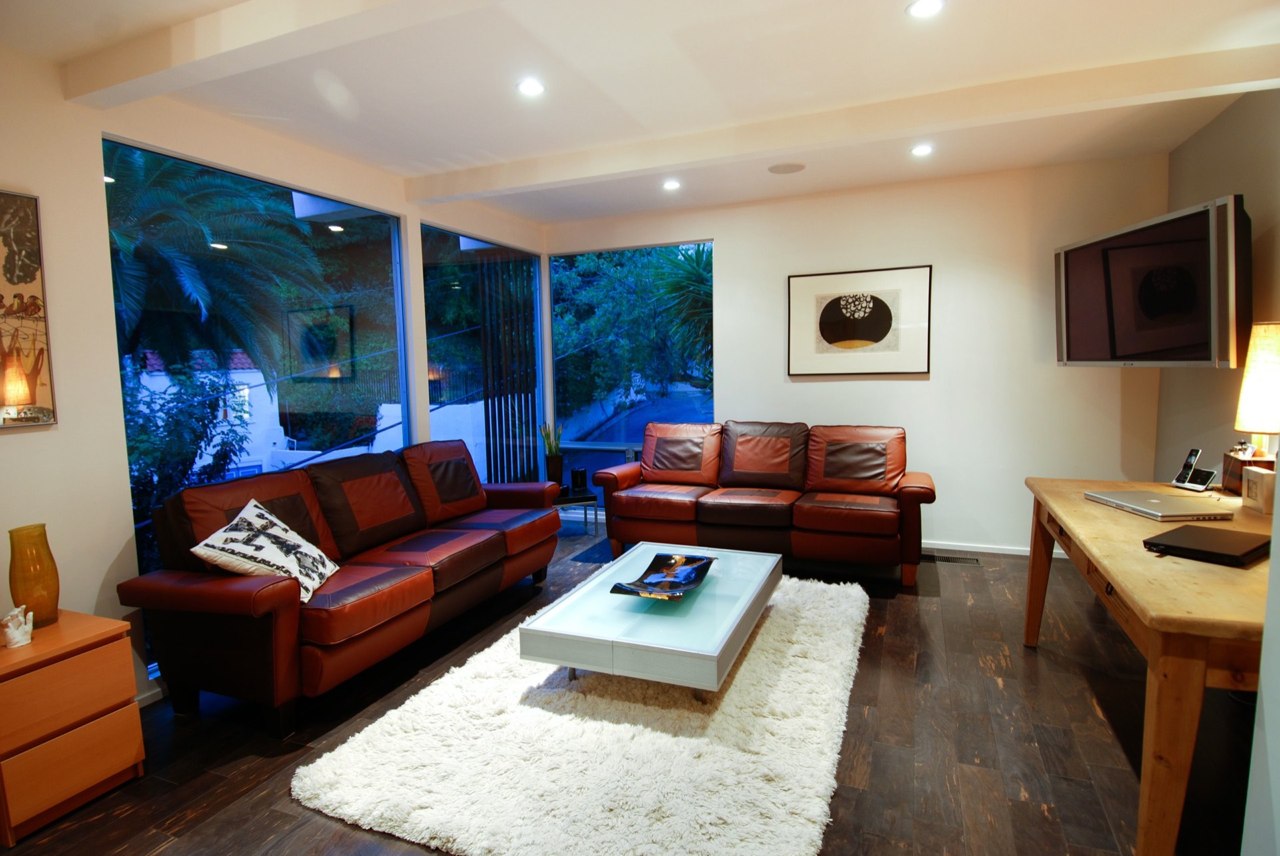 ultra-modern-living-room-designs : Spotlats