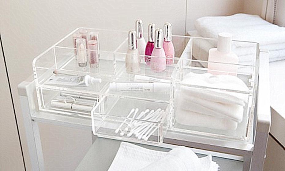 Large Clear Makeup Storage Idea