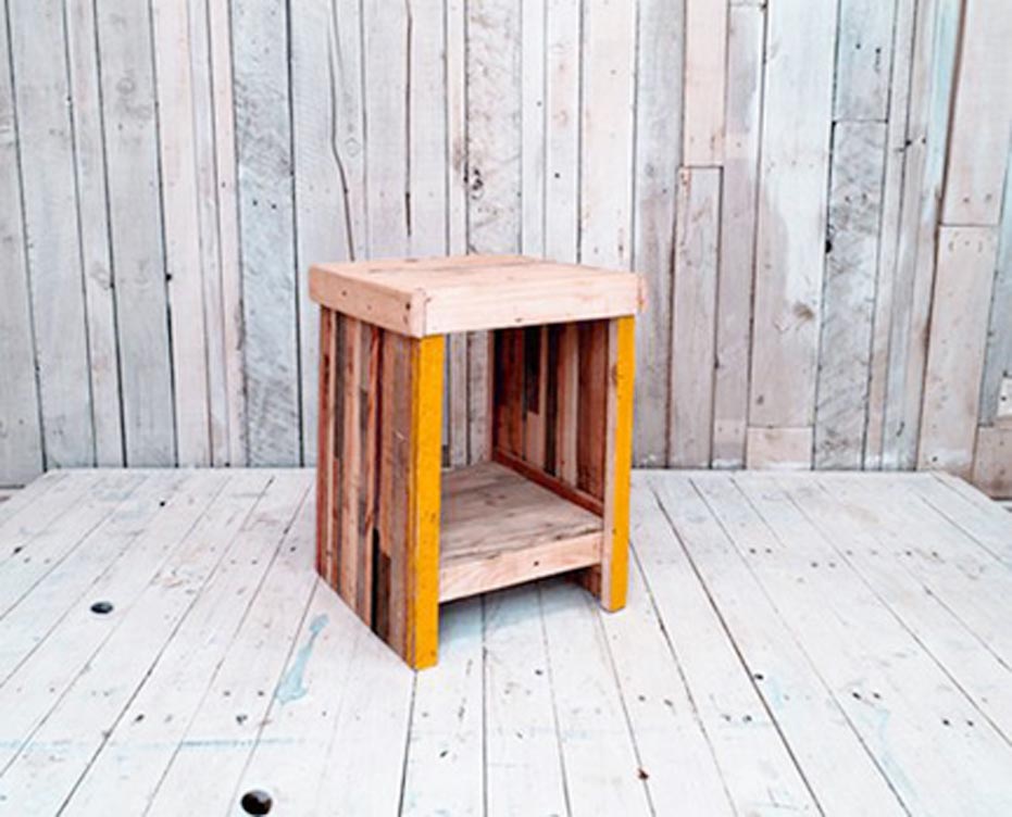 Wood Pallet End Table Project