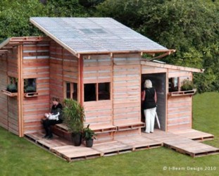 Wood pallet off grid cabin project