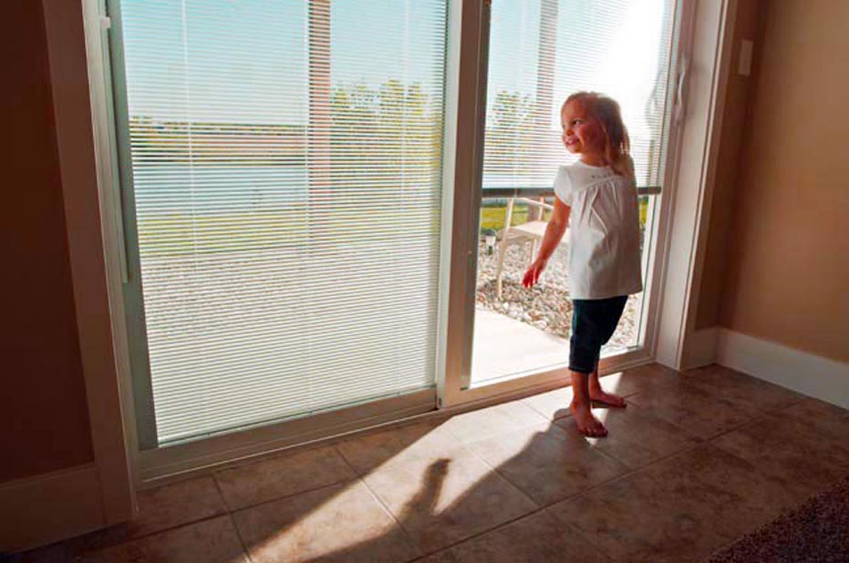 Sliding Patio Doors With Built In Blinds 2