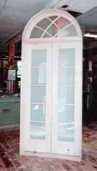 Decorative glass door