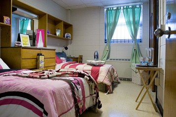 Clever Dorm Room Design Idea